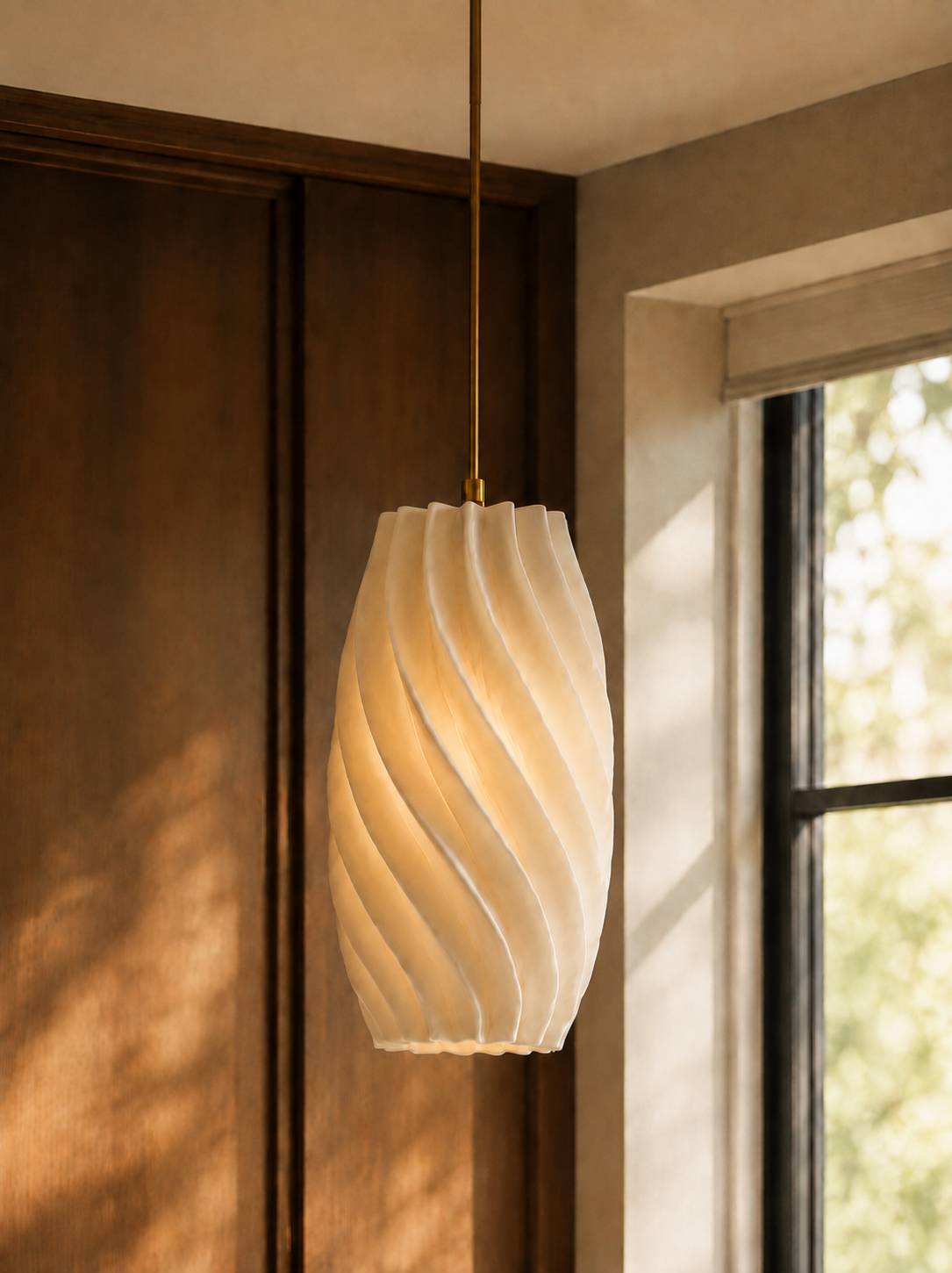 Sculptural ceiling lamp
